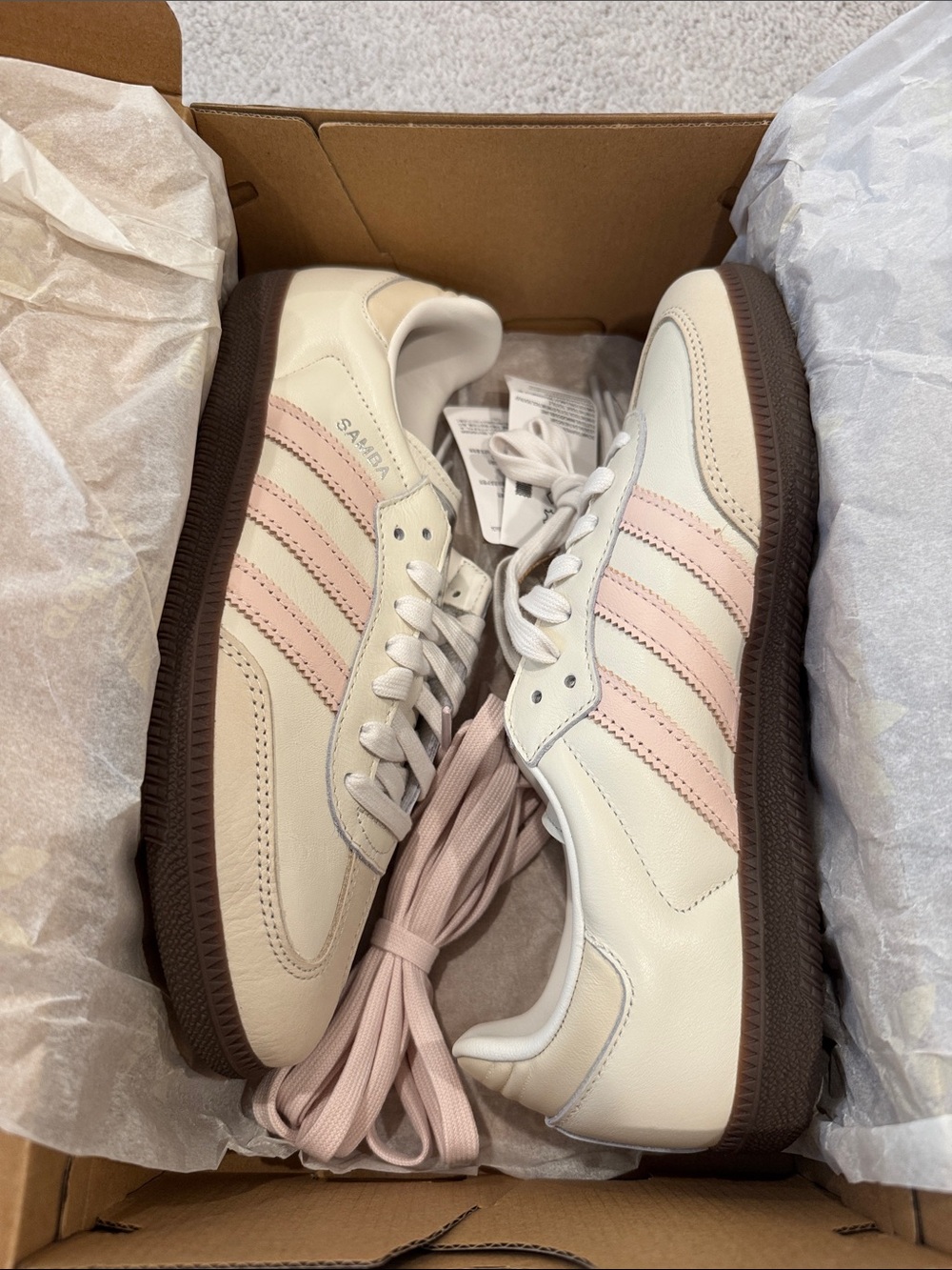 NIB adidas Samba Women's Cream with Light Pink Accent Sneakers - Picture 3 of 3